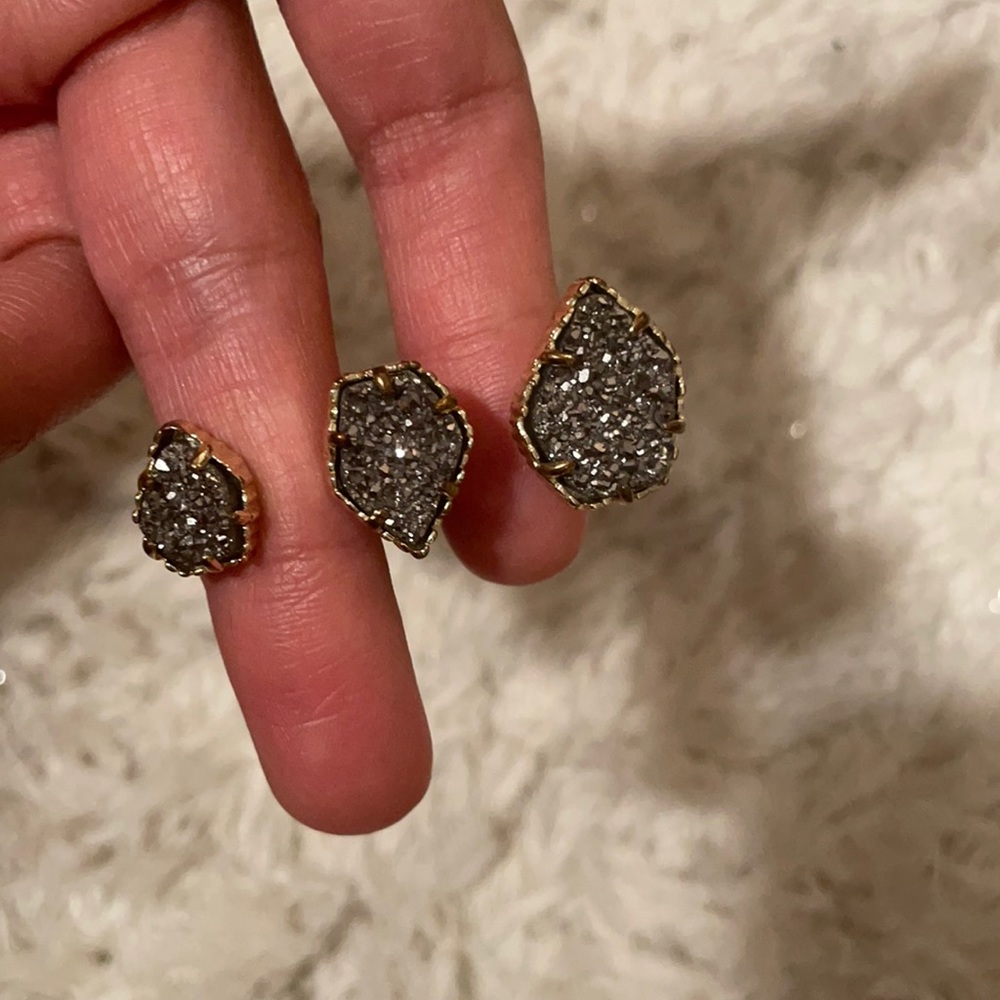 Kendra Scott statement ring. One piece adjustable